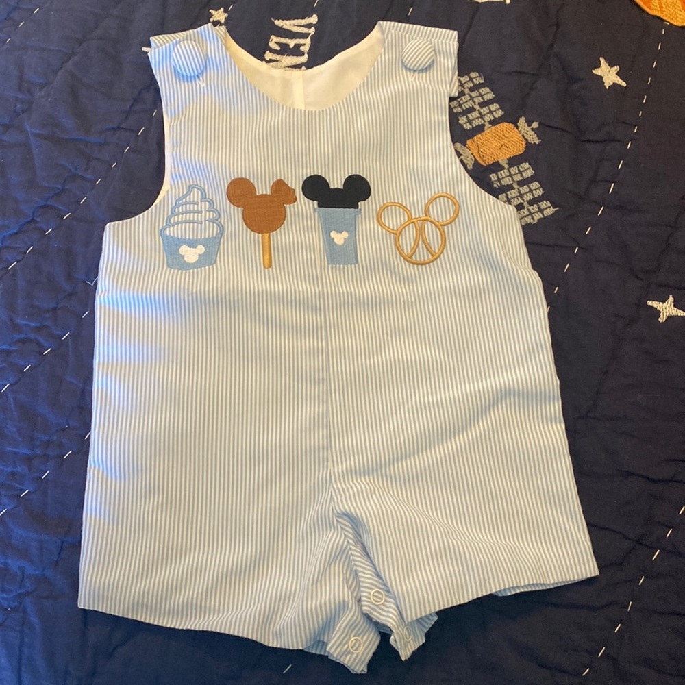 Excellent Condition Disney Parks inspired John John